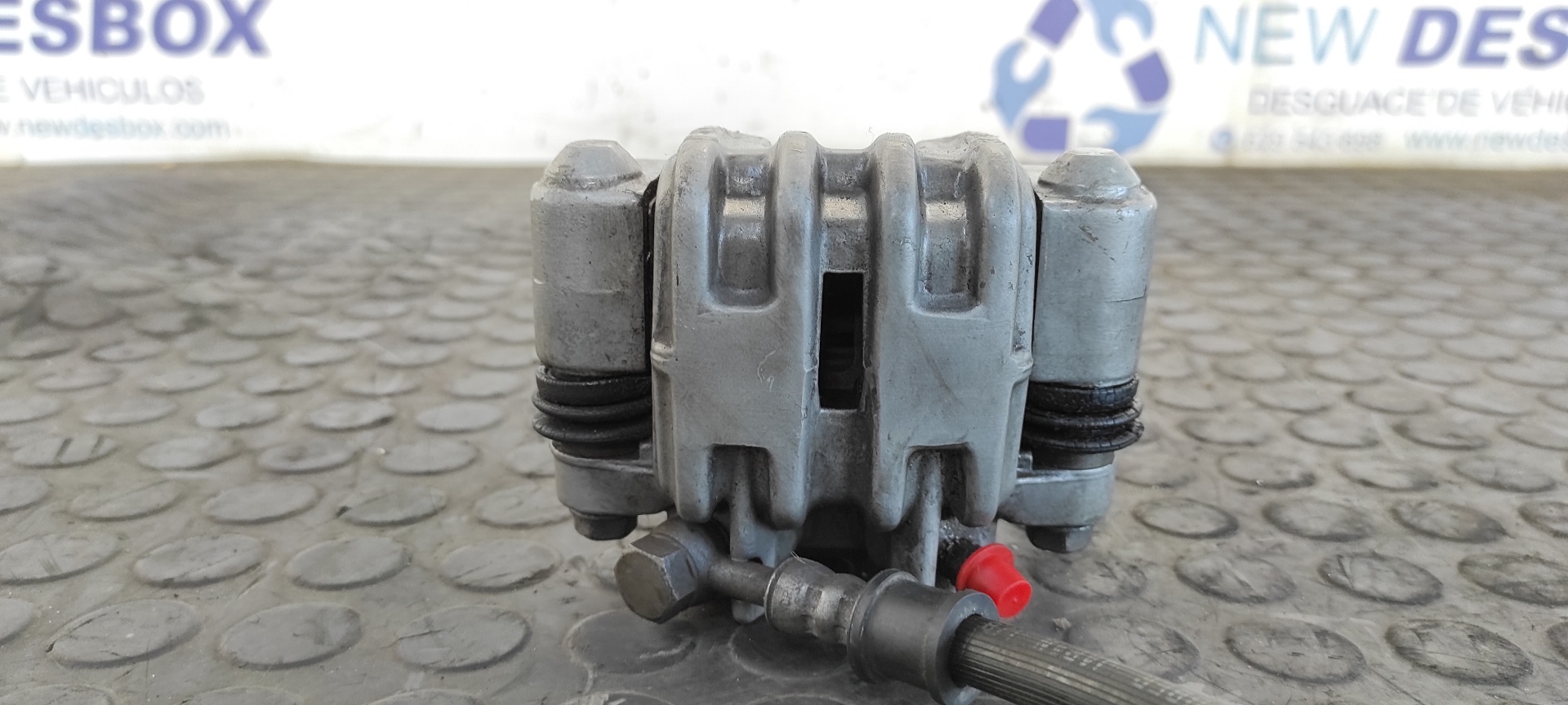 PINZA DE FRENO DELANTERA DERECHA HONDA CB 900 - vista 3