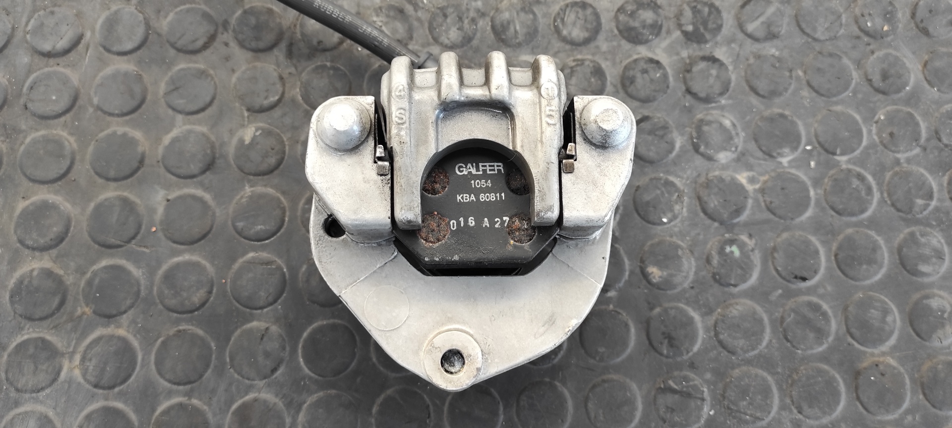 PINZA DE FRENO DELANTERA DERECHA HONDA CB 900 - vista 2