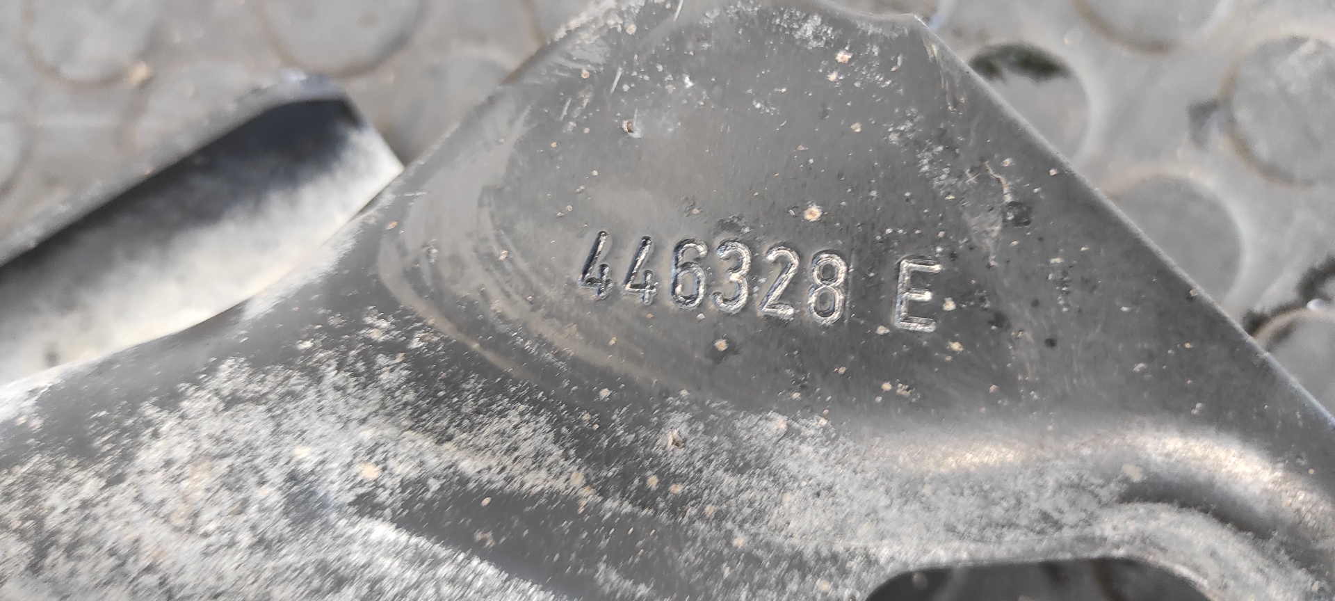 BRAZO IZQUIERDO SUPERIOR DELANTERO PEUGEOT 407 COUPE - vista 4