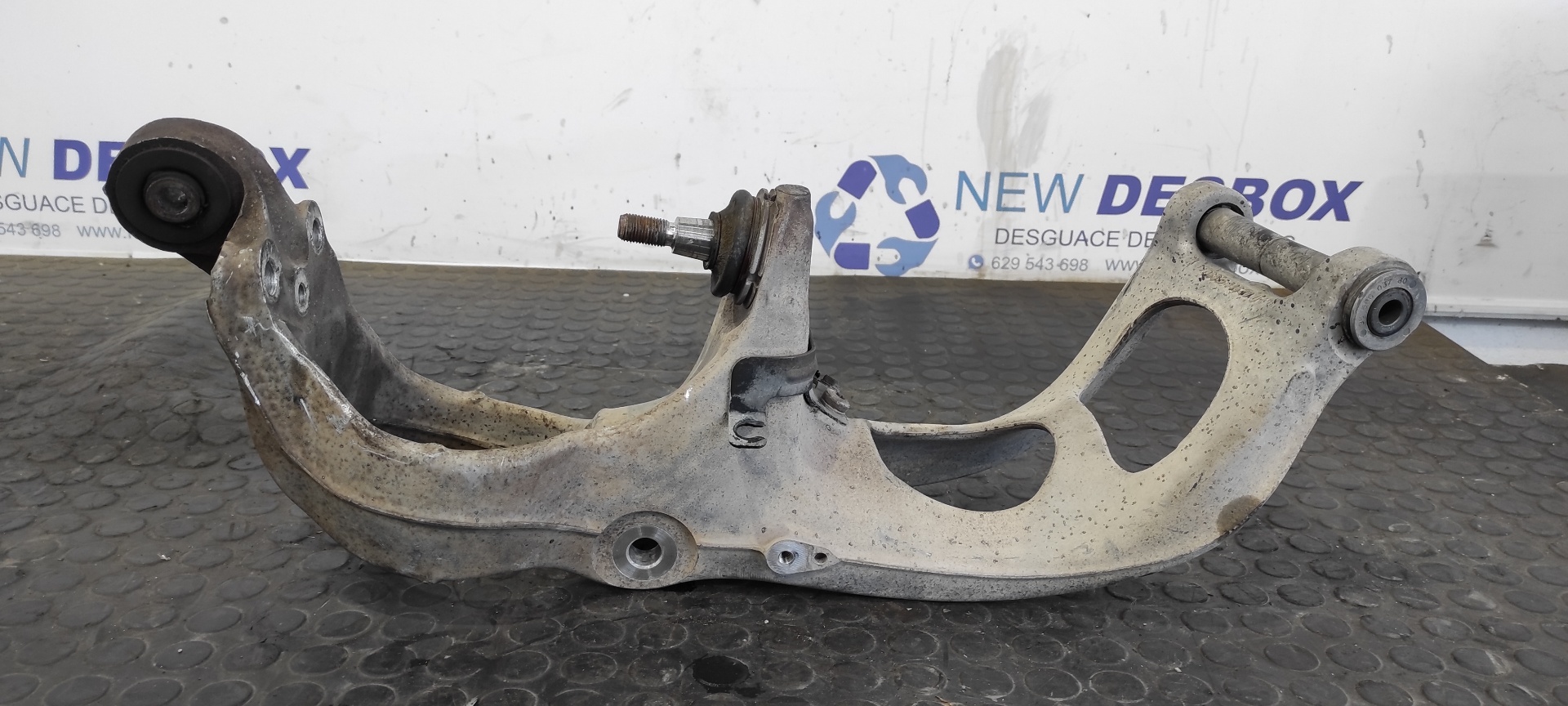 BRAZO IZQUIERDO SUPERIOR DELANTERO PEUGEOT 407 COUPE