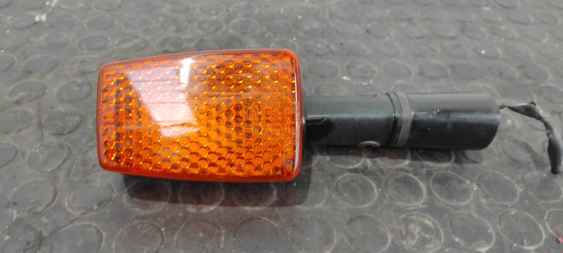 PILOTO TRASERO IZQUIERDO HONDA CB 900