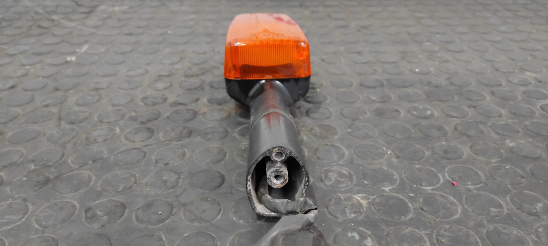 PILOTO TRASERO IZQUIERDO HONDA CB 900 - vista 5