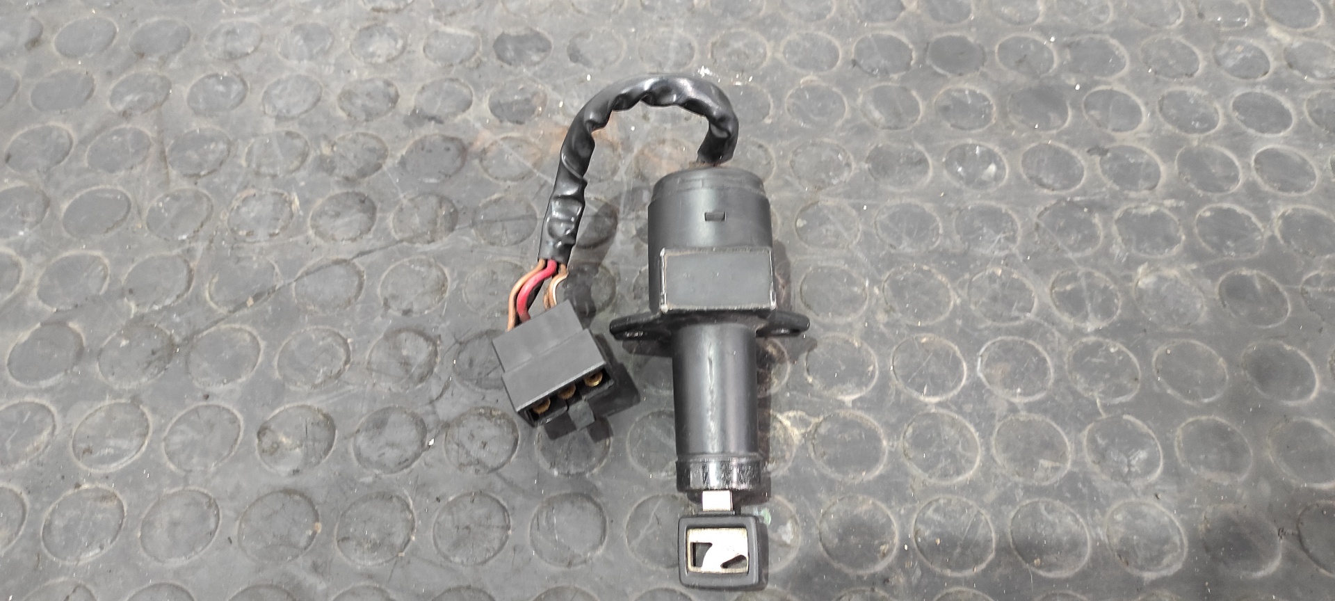 CONMUTADOR DE ARRANQUE HONDA CB 900 - vista 5