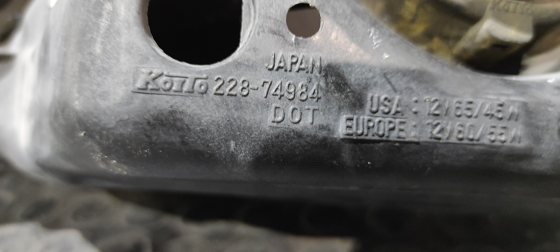 FARO DERECHO LEXUS LS400 (UCF20) - vista 7