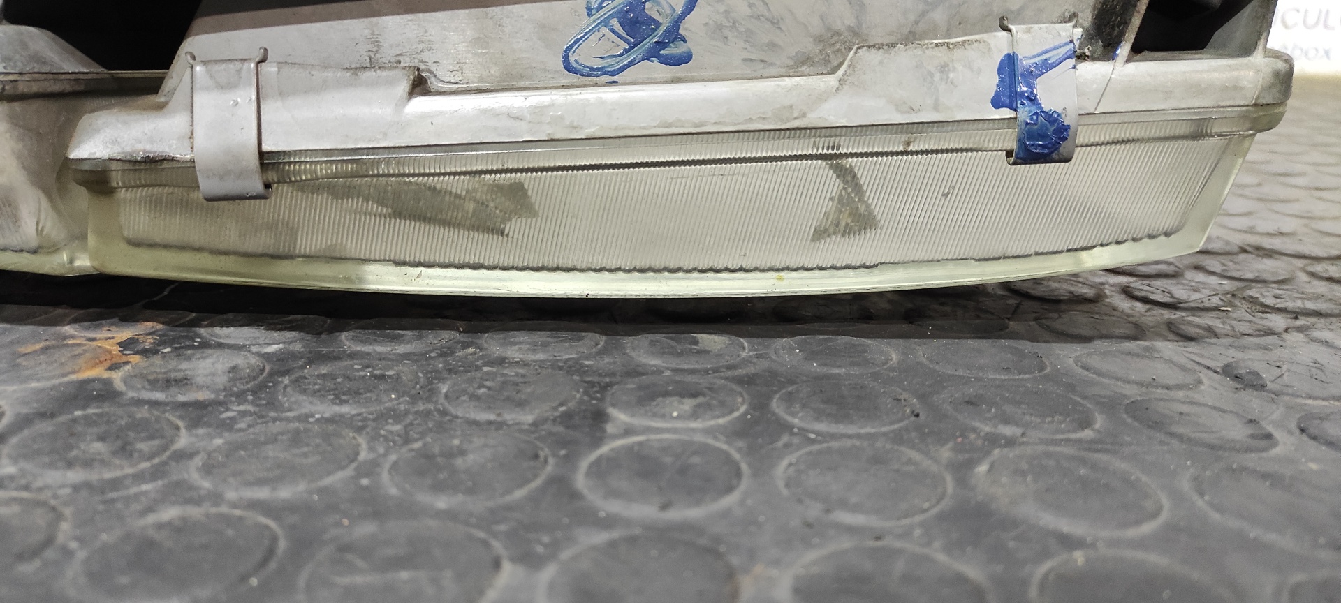 FARO DERECHO LEXUS LS400 (UCF20) - vista 3