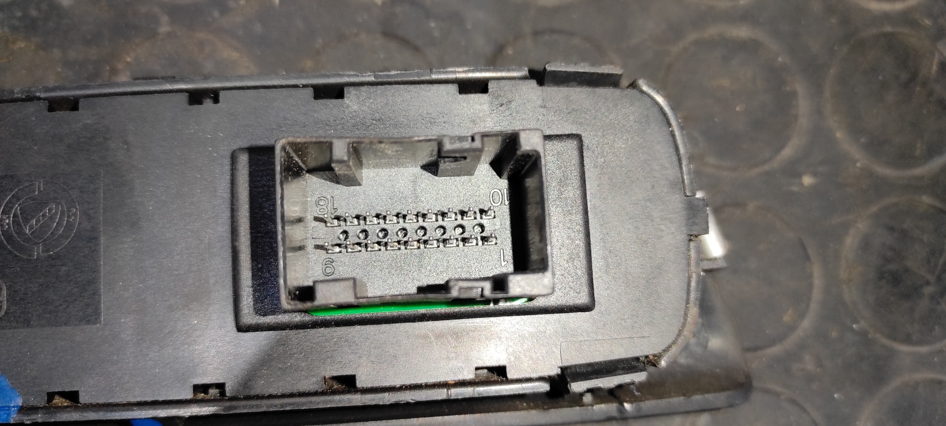 MANDO ELEVALUNAS DELANTERO IZQUIERDO FIAT STILO (192) - vista 4