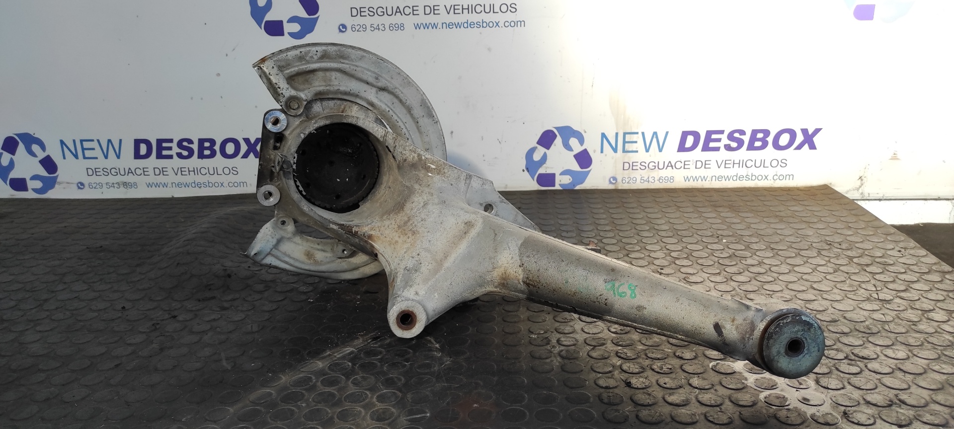 MANGUETA TRASERA IZQUIERDA PORSCHE 944 3.0