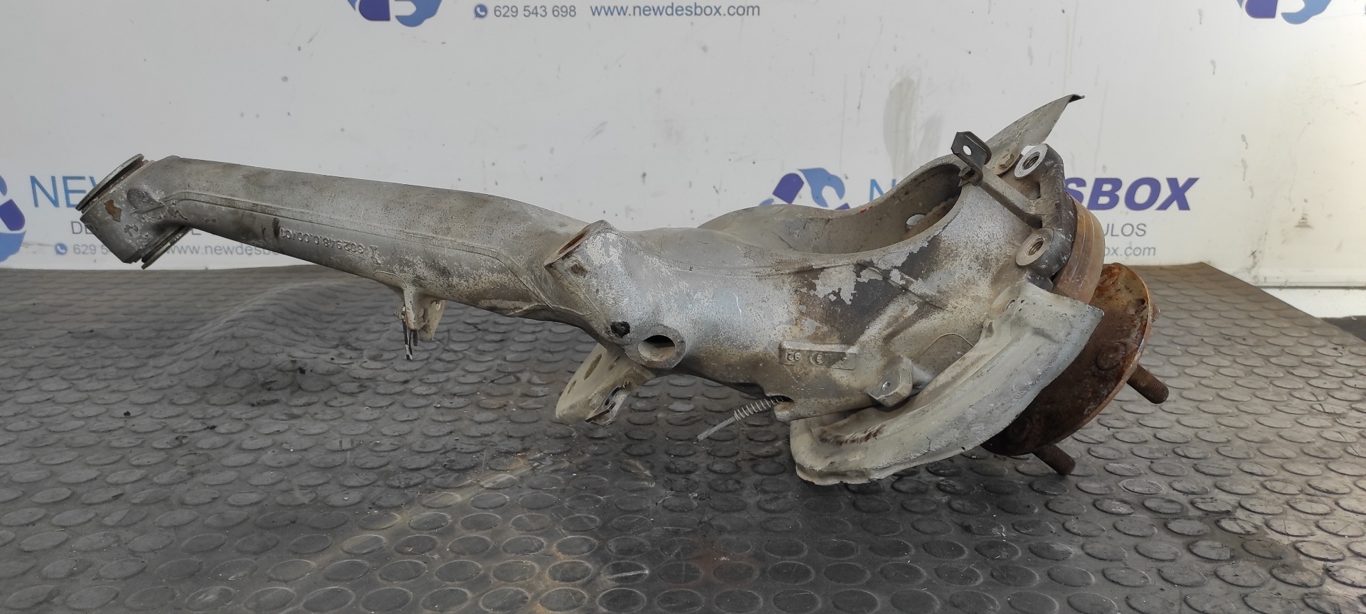 MANGUETA TRASERA DERECHA PORSCHE 944 3.0 - vista 7