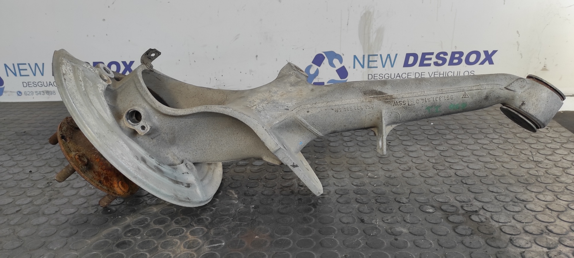 MANGUETA TRASERA DERECHA PORSCHE 944 3.0 - vista 4