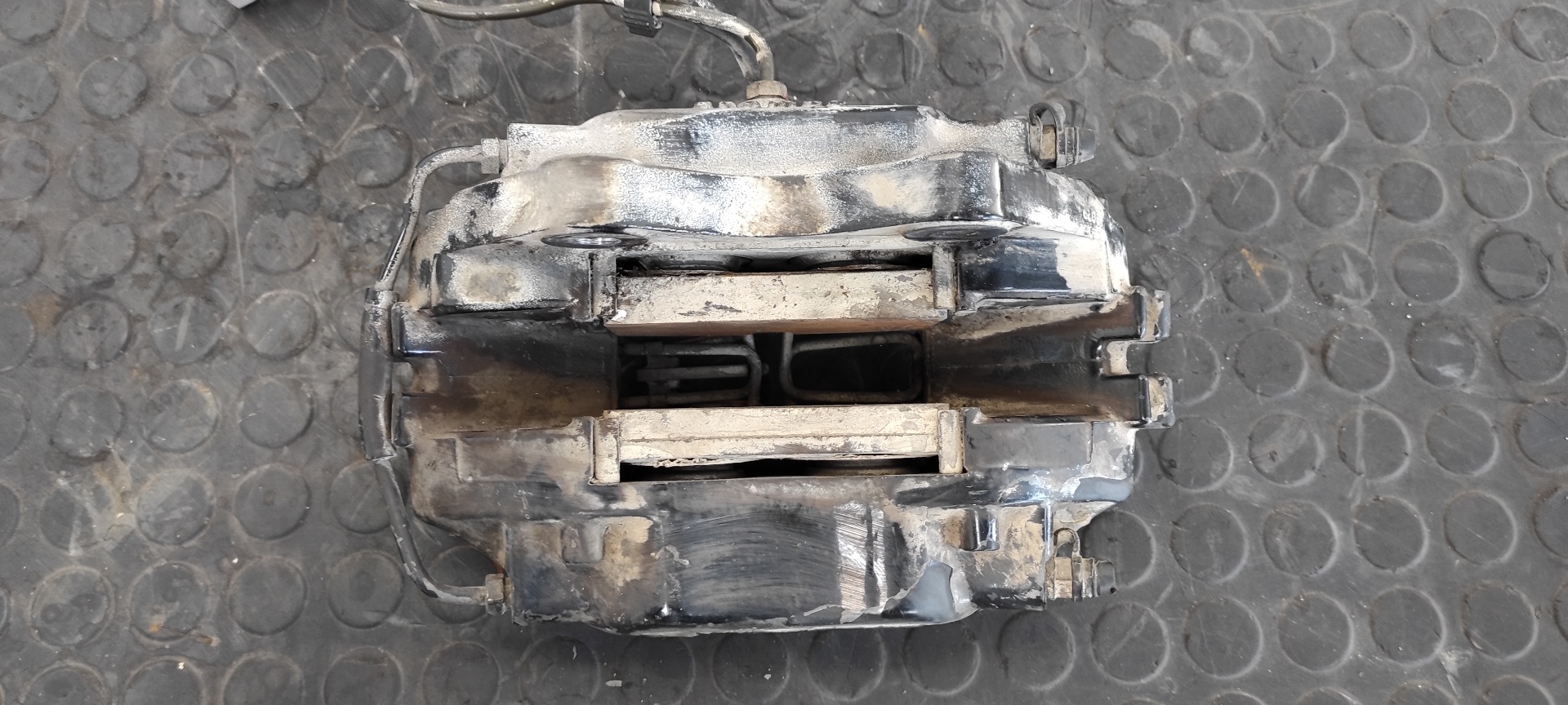 PINZA DE FRENO TRASERA IZQUIERDA PORSCHE 944 3.0 - vista 6