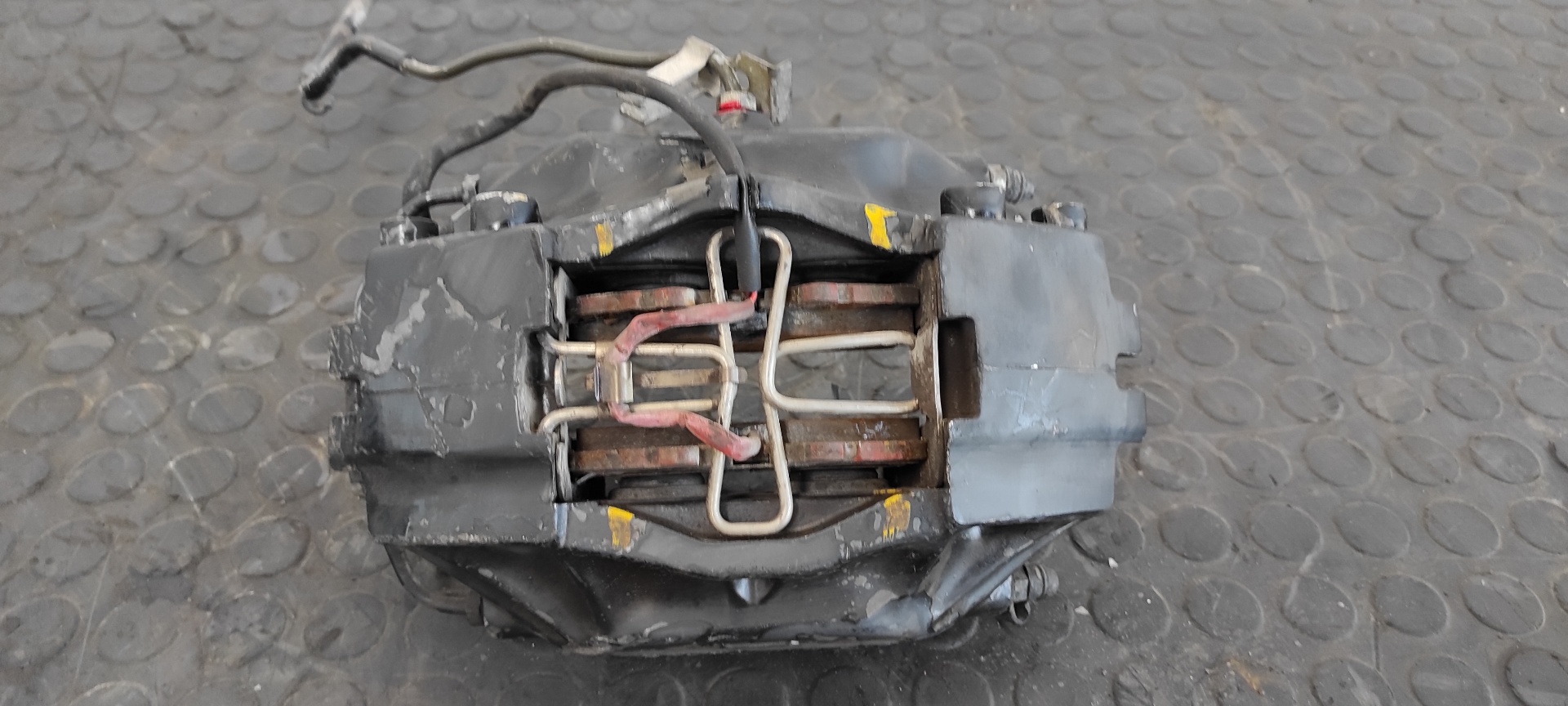 PINZA DE FRENO TRASERA DERECHA PORSCHE 944 3.0