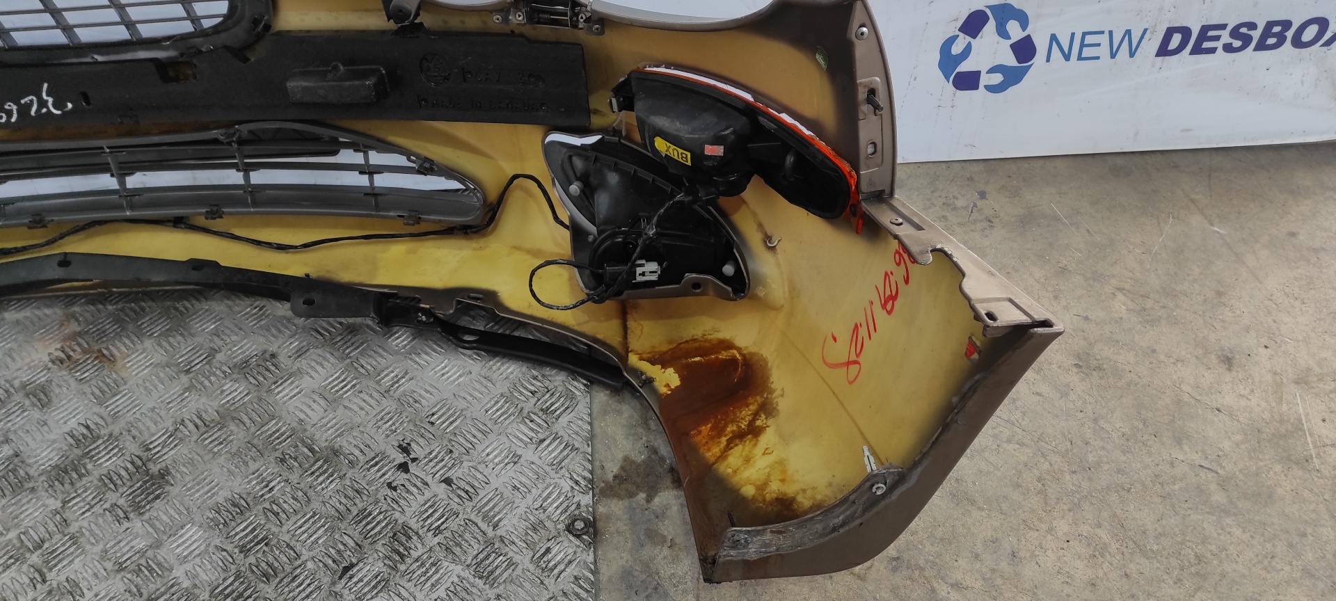 PARAGOLPES DELANTERO CHRYSLER 300 M (LR) - vista 3