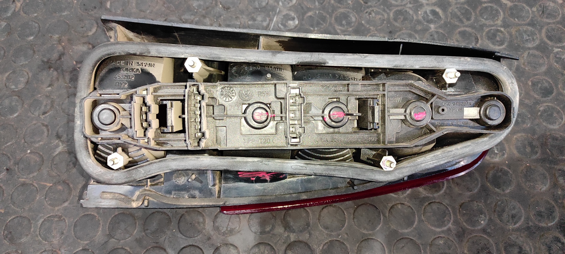 PILOTO TRASERO IZQUIERDO SEAT CORDOBA BERLINA (6K2) - vista 8
