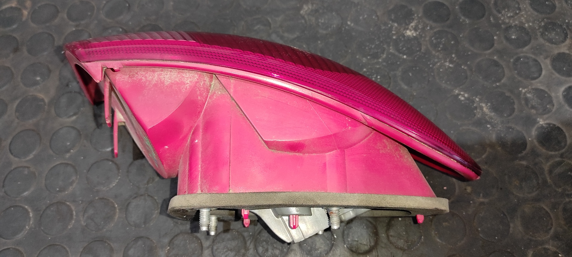 PILOTO TRASERO IZQUIERDO ALFA ROMEO 147 (190) - vista 2