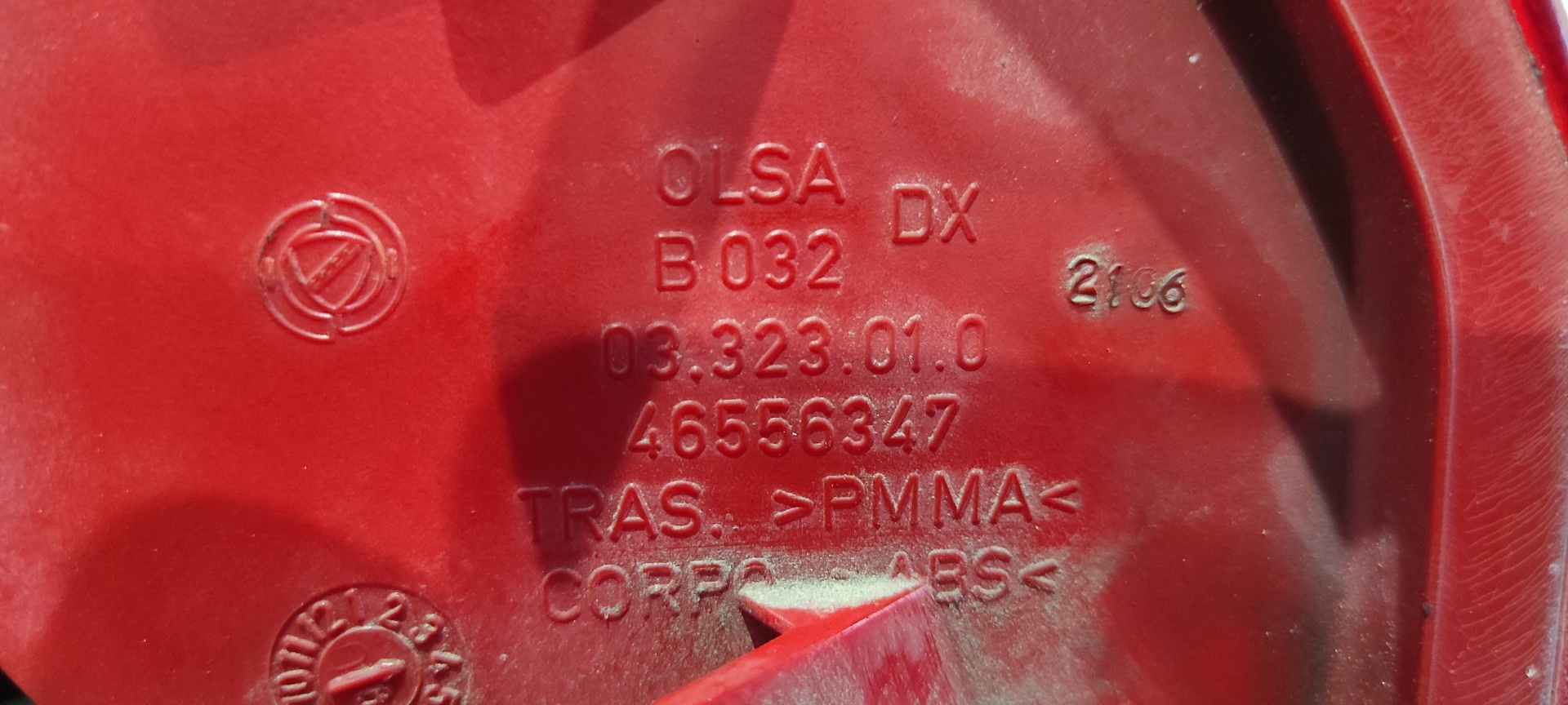 PILOTO TRASERO DERECHO ALFA ROMEO 147 (190) - vista 7