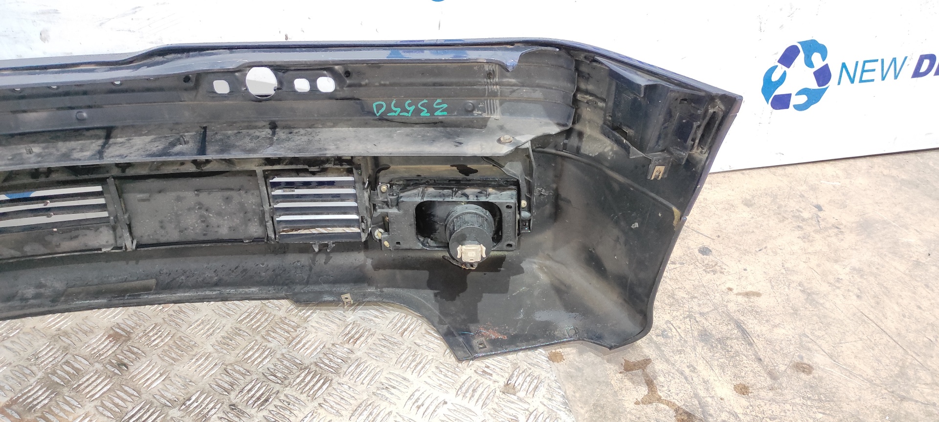 PARAGOLPES DELANTERO BMW SERIE 3 COMPACTO (E36) - vista 3