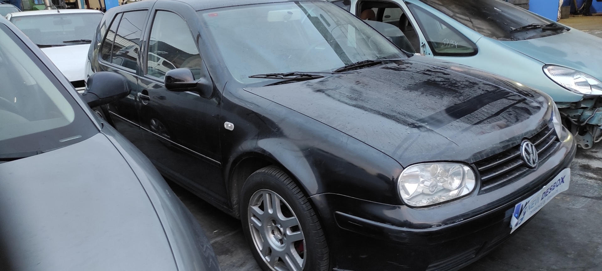 VOLKSWAGEN GOLF IV BERLINA (1J1)