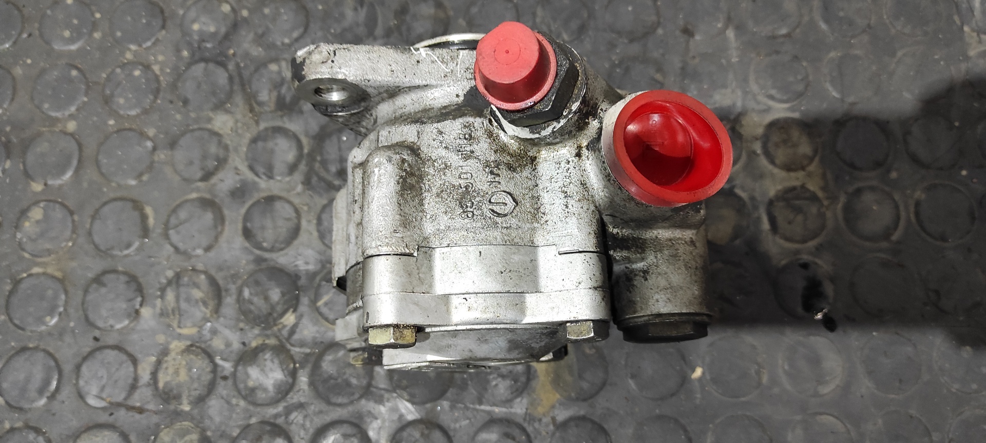 BOMBA DIRECCION NISSAN ATLEON 165 - vista 4