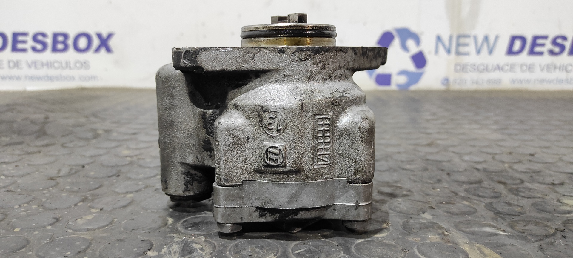 BOMBA DIRECCION NISSAN ATLEON 165 - vista 2