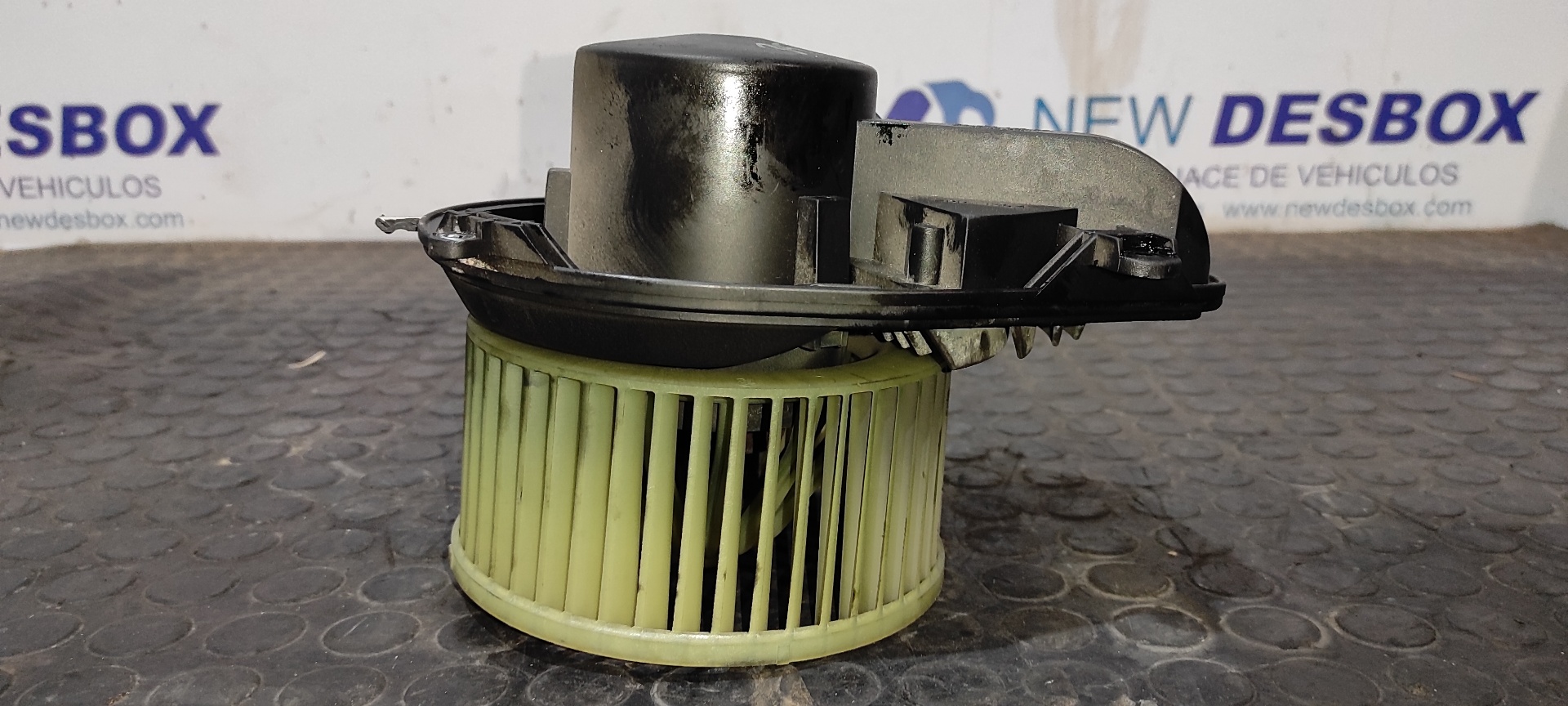 MOTOR CALEFACCION VOLKSWAGEN PASSAT BERLINA (3B3) - vista 5