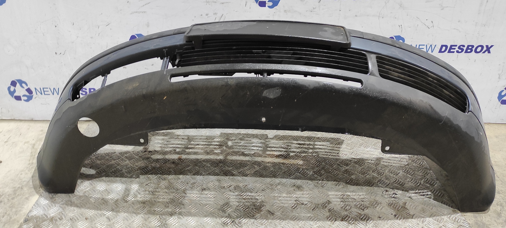 PARAGOLPES DELANTERO VOLKSWAGEN PASSAT BERLINA (3B3) - vista 3