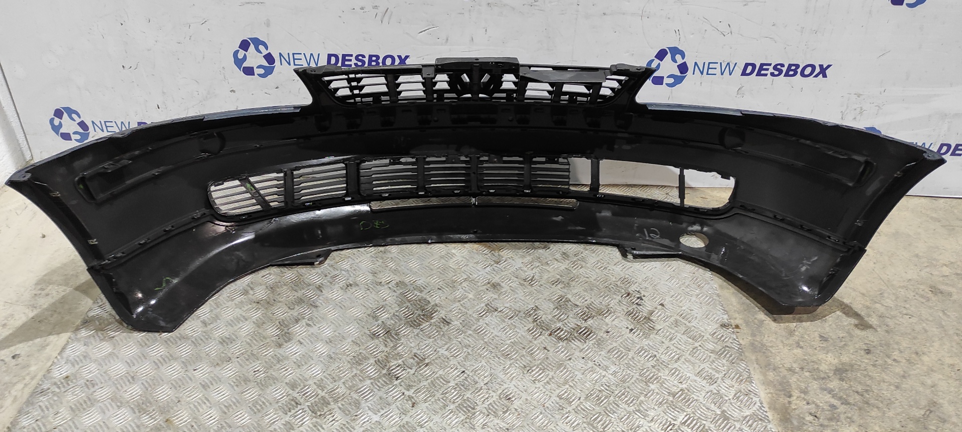 PARAGOLPES DELANTERO VOLKSWAGEN PASSAT BERLINA (3B3) - vista 7