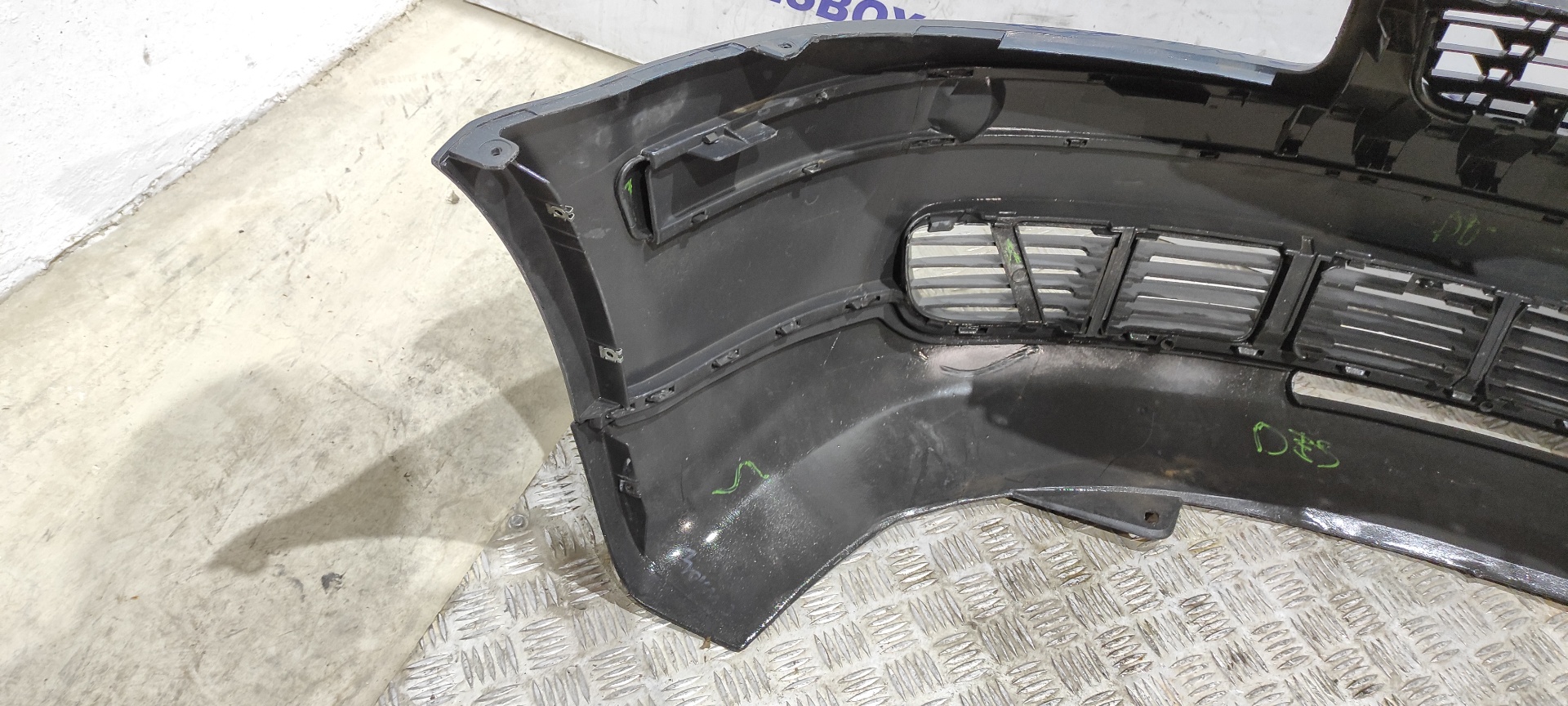 PARAGOLPES DELANTERO VOLKSWAGEN PASSAT BERLINA (3B3) - vista 8