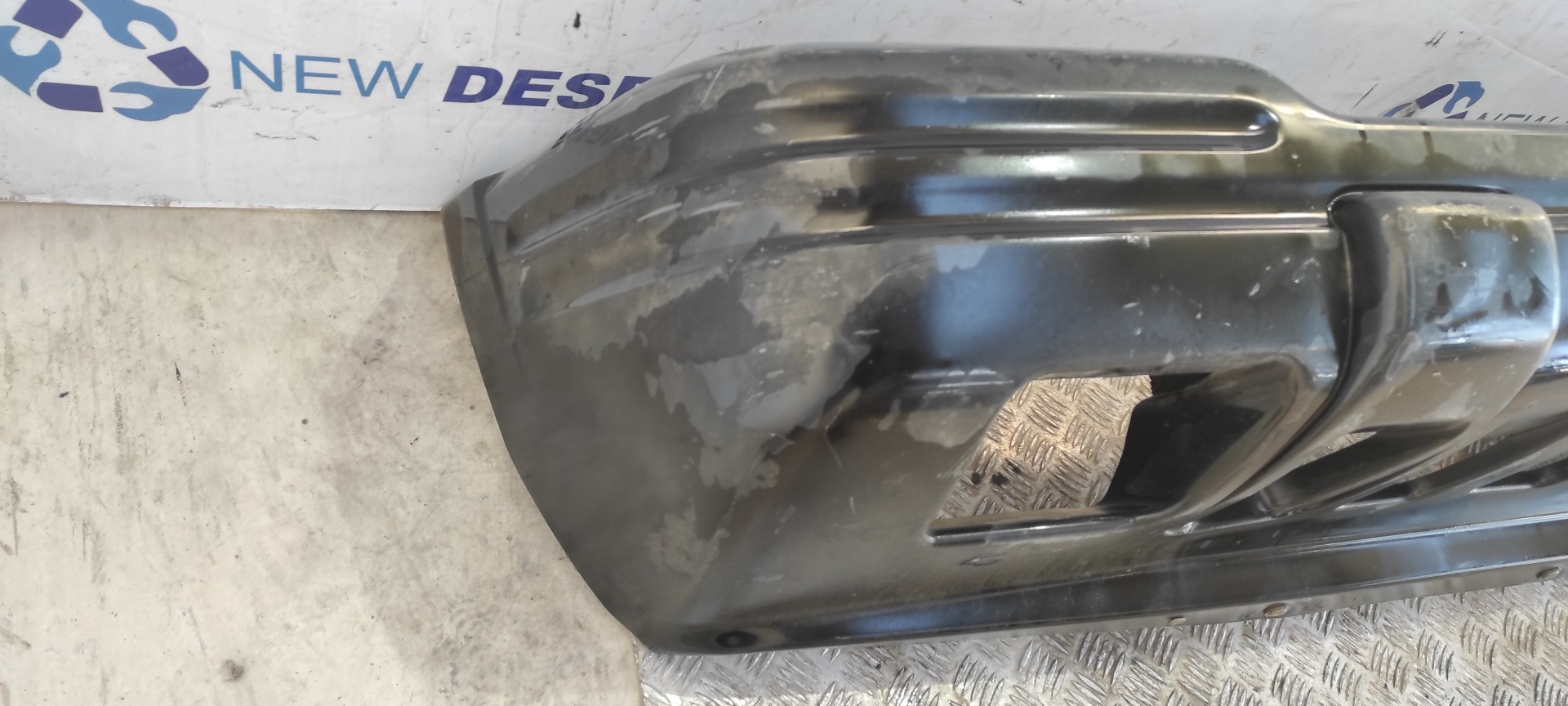 PARAGOLPES DELANTERO CHRYSLER JEEP CHEROKEE (J) - vista 2