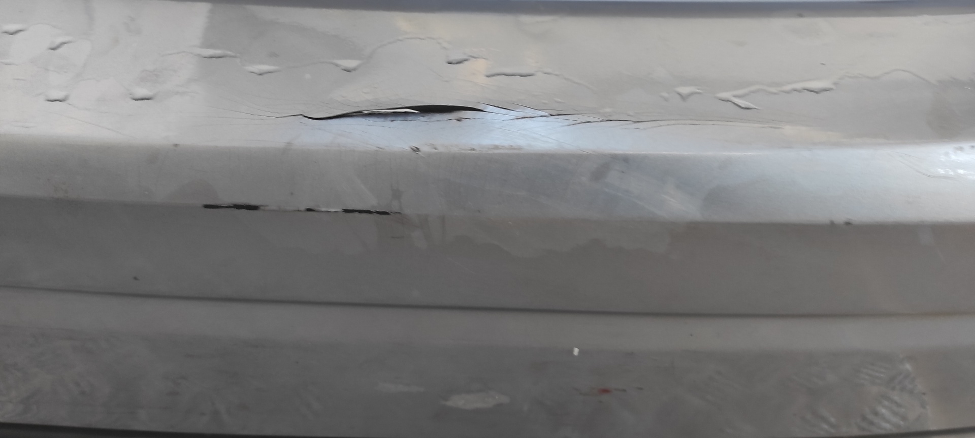 PARAGOLPES TRASERO RENAULT FLUENCE - vista 9