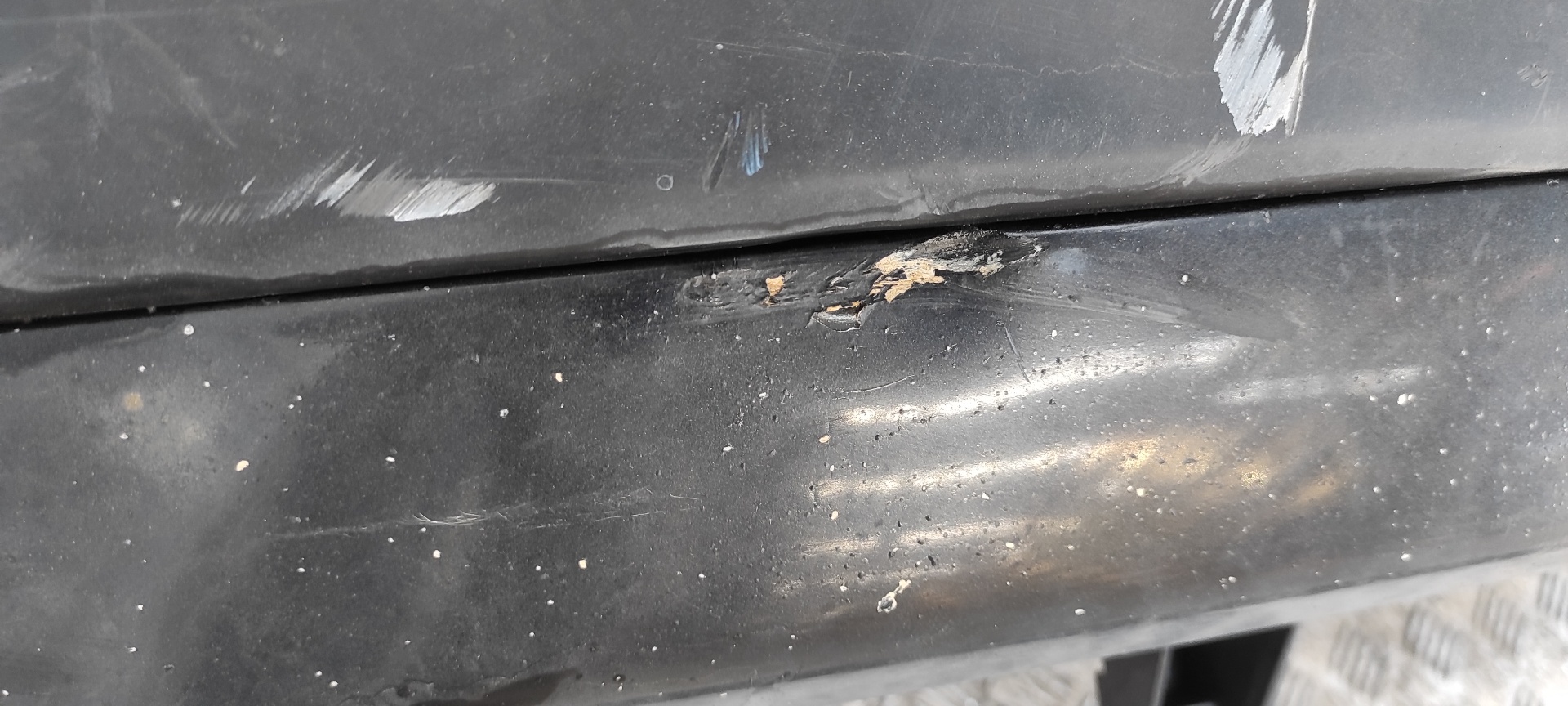 PARAGOLPES DELANTERO BMW SERIE 5 BERLINA (E34) - vista 3