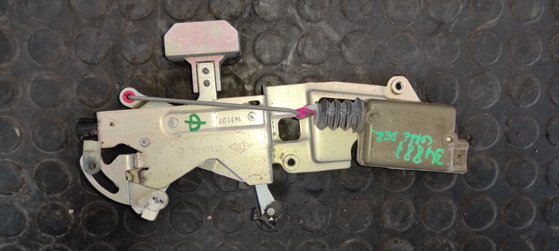 CERRADURA CORREDERA DERECHA NISSAN INTERSTAR MOD. 04 (X70)