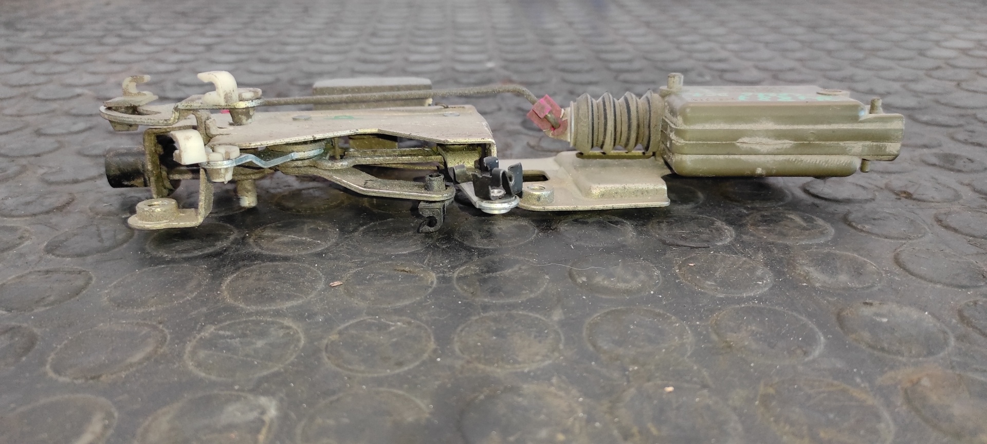 CERRADURA  CORREDERA DERECHA  NISSAN INTERSTAR MOD. 04 (X70) - vista 6