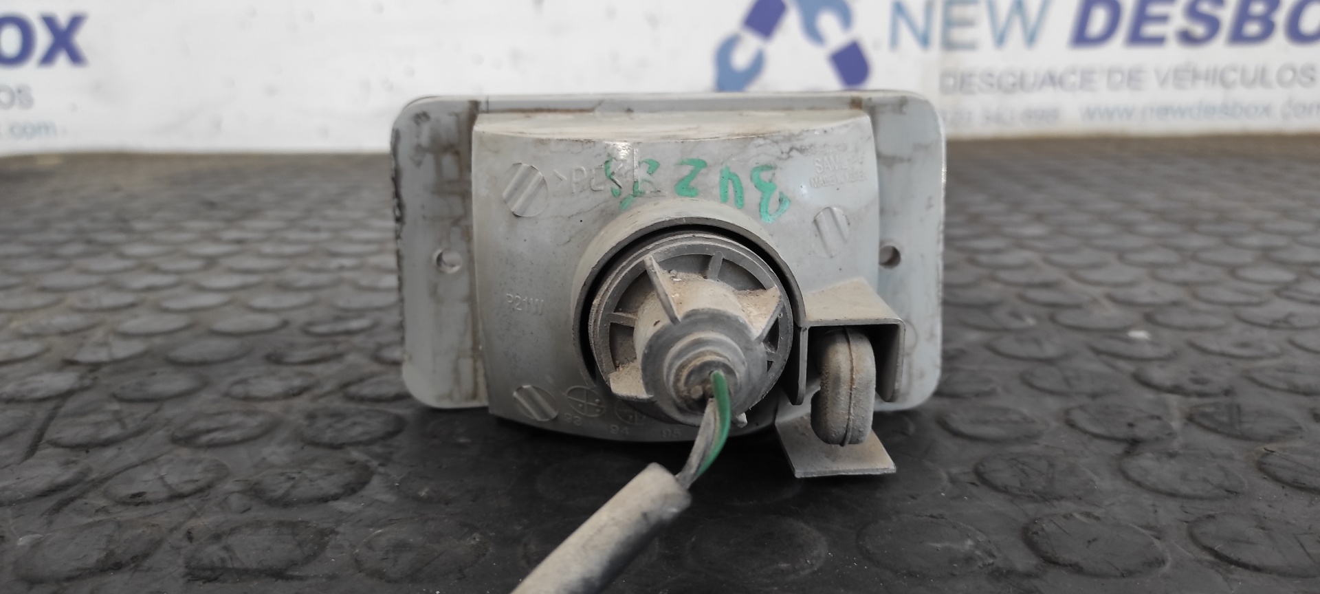 PILOTO TRASERO IZQUIERDO PARAGOLPES KIA SPORTAGE - vista 4