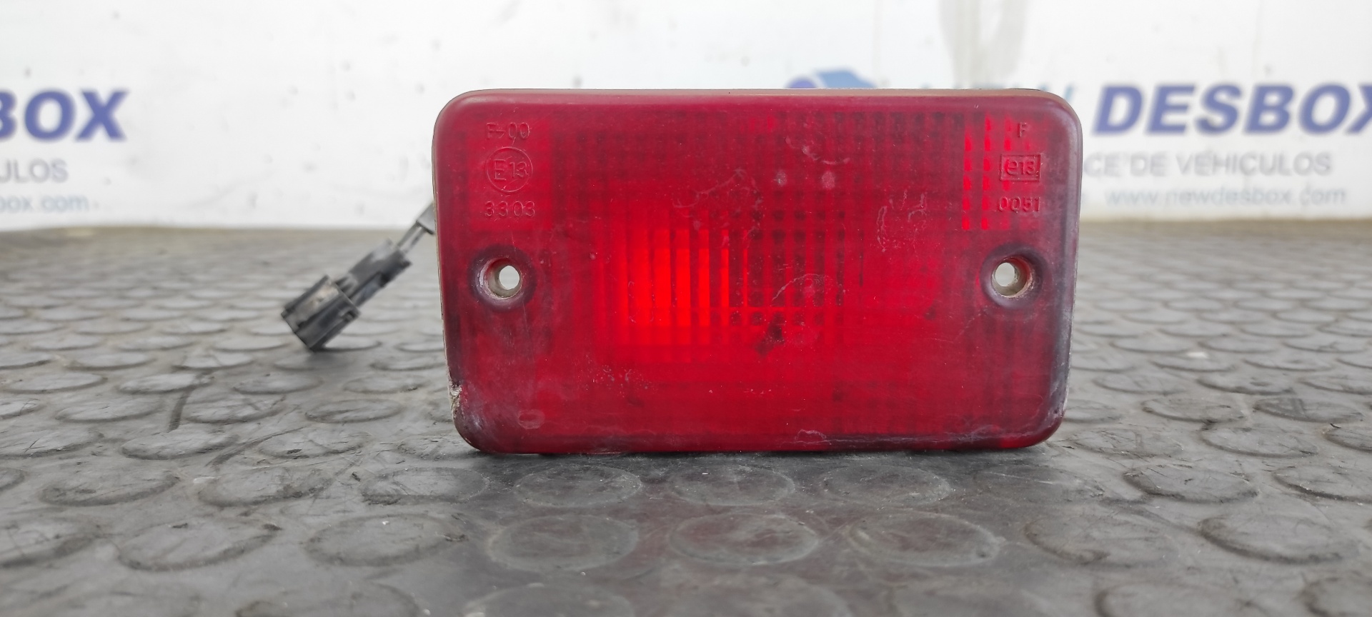 PILOTO TRASERO DERECHO PARAGOLPES KIA SPORTAGE