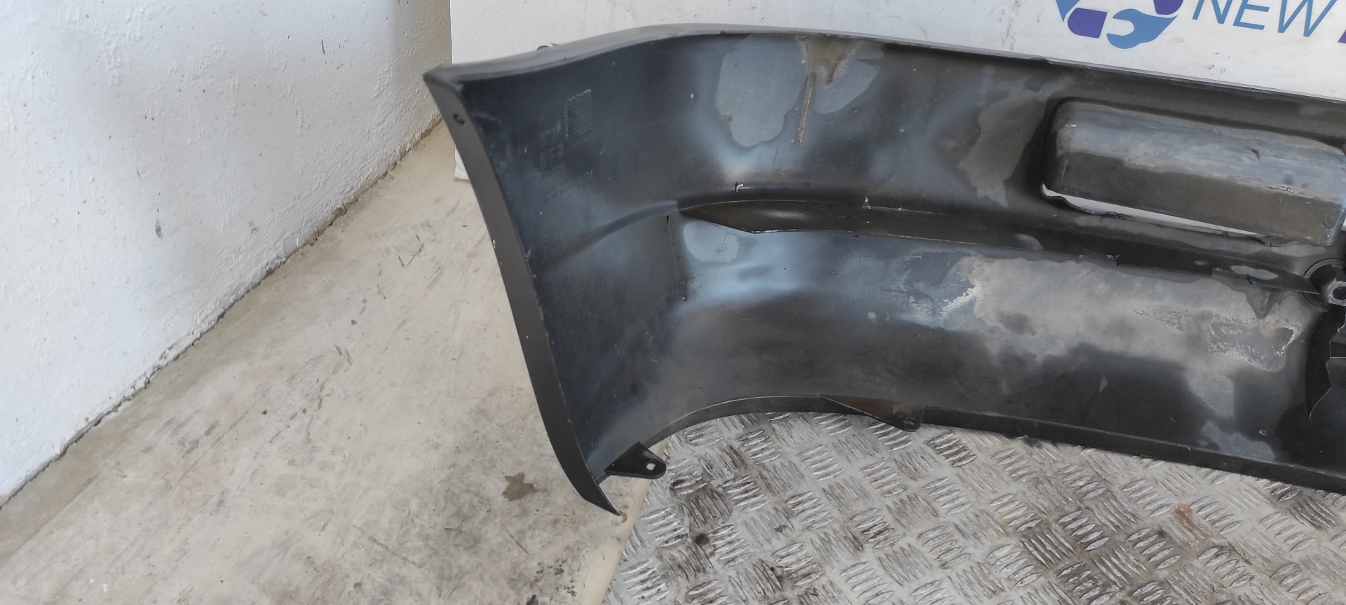 PARAGOLPES DELANTERO VOLKSWAGEN LT CAJA ABIERTA (MOD. 1997) - vista 10