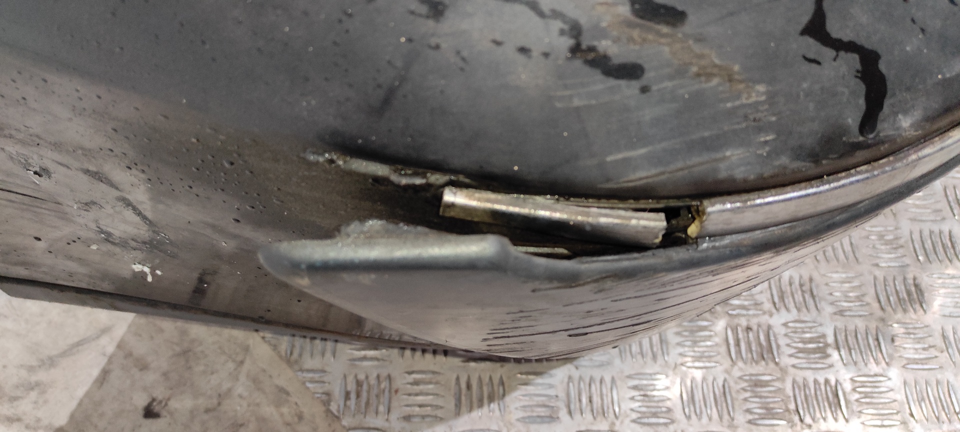 PARAGOLPES TRASERO RENAULT VEL SATIS (BJ0) - vista 9