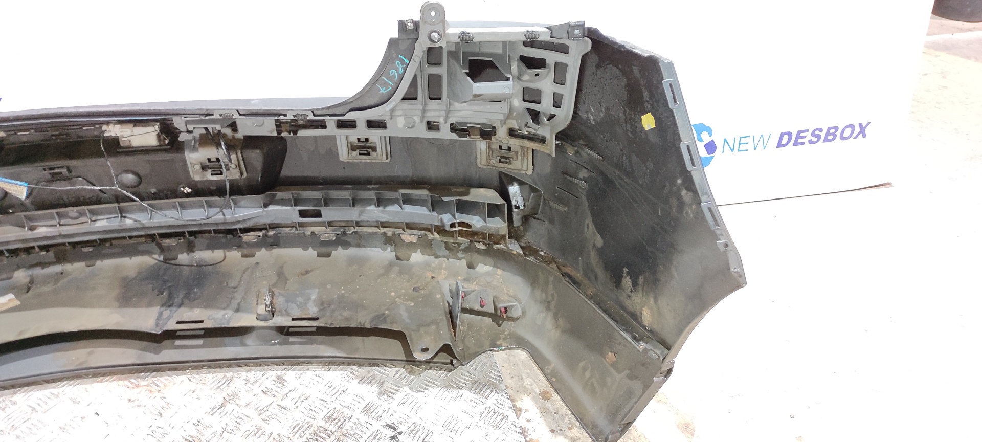 PARAGOLPES TRASERO RENAULT VEL SATIS (BJ0) - vista 2