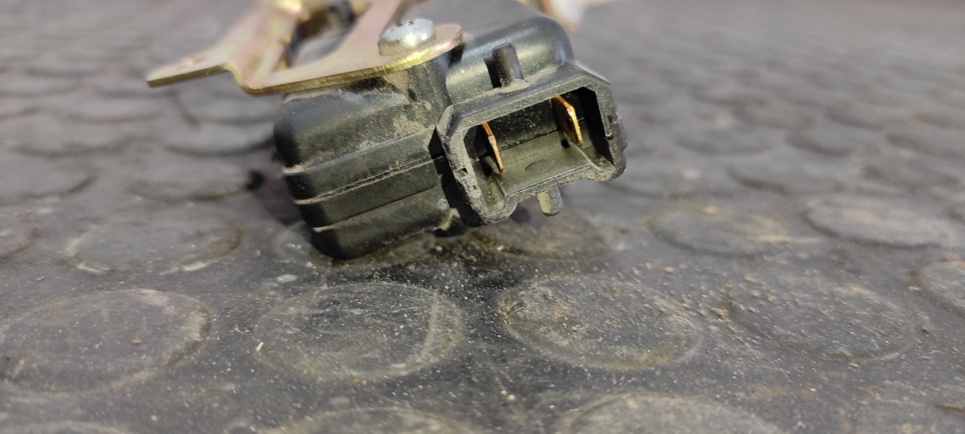 CERRADURA  CORREDERA DERECHA  PEUGEOT PARTNER (S1) - vista 2