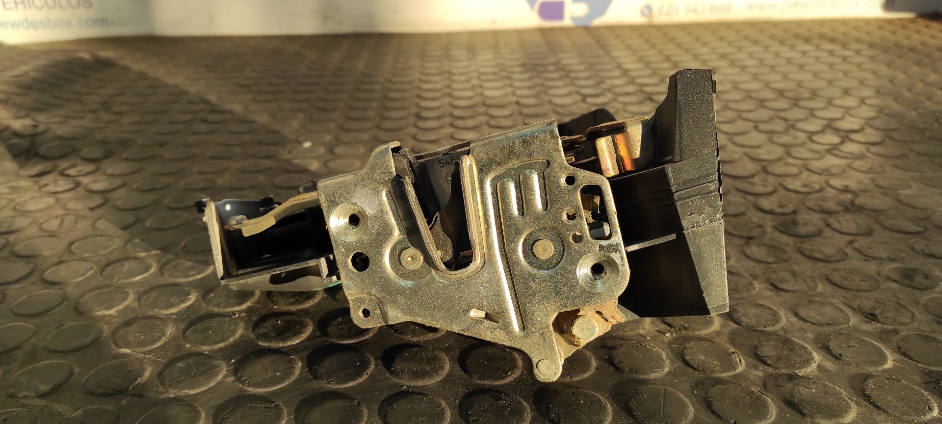 CERRADURA PUERTA TRASERA DERECHA MERCEDES-BENZ CLASE E (W210) BERLINA DIESEL - vista 5