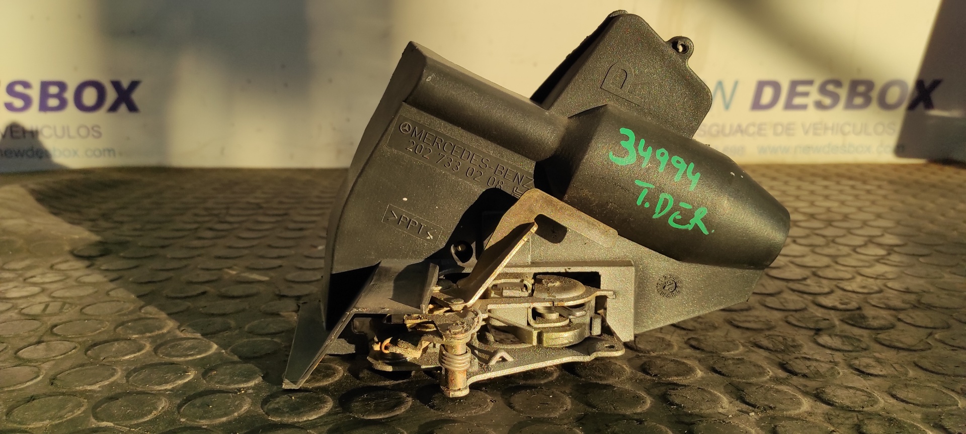 CERRADURA PUERTA TRASERA DERECHA MERCEDES-BENZ CLASE E (W210) BERLINA DIESEL - vista 4