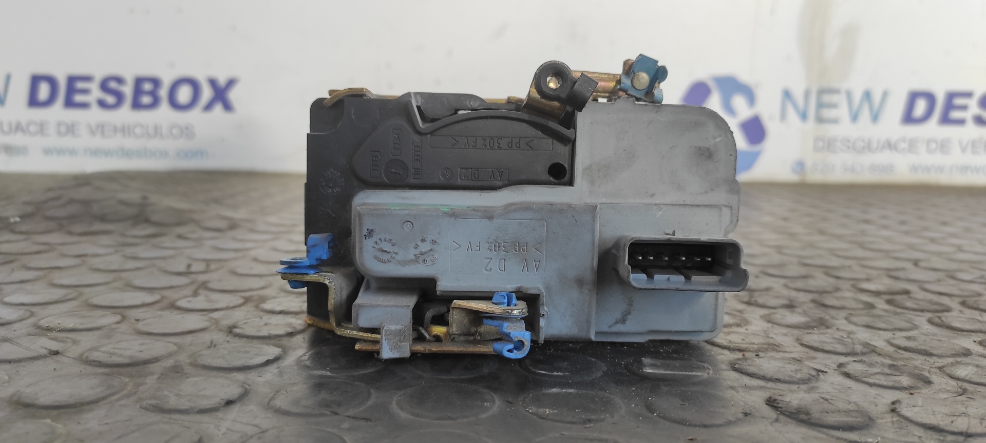 CERRADURA PUERTA DELANTERA DERECHA PEUGEOT PARTNER (S1)