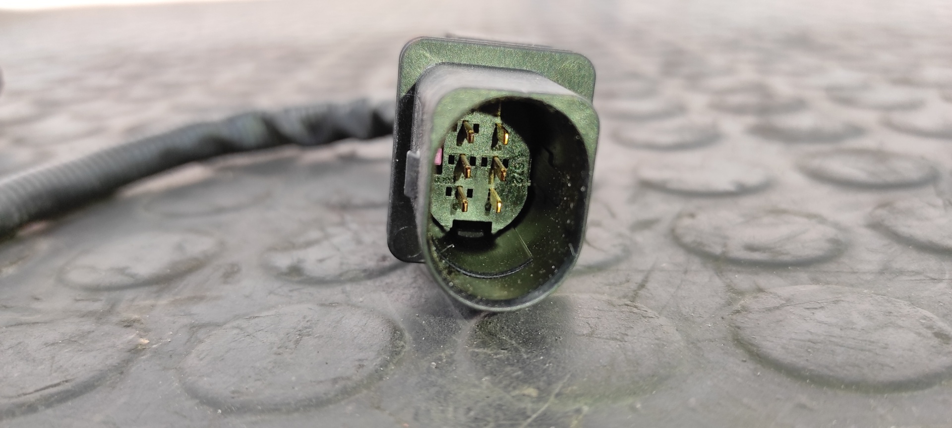 SONDA LAMBDA INFINITI M SEDAN - vista 3