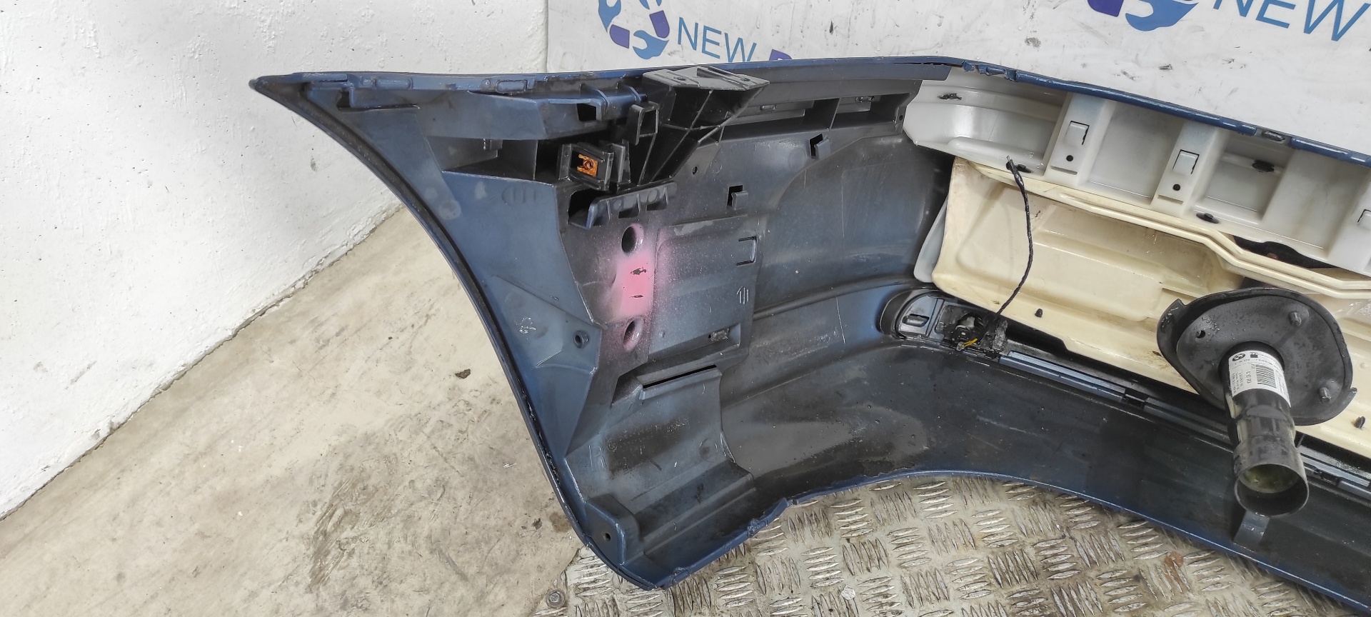 PARAGOLPES TRASERO BMW SERIE 3 BERLINA (E46) - vista 9