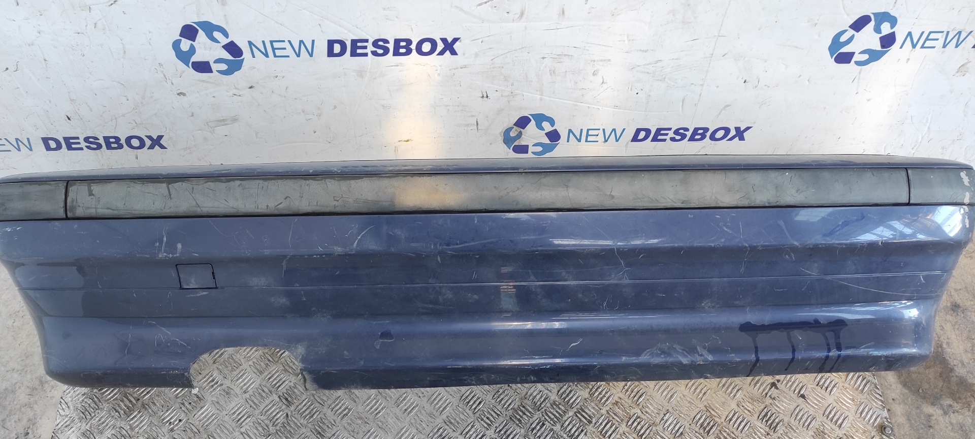 PARAGOLPES TRASERO BMW SERIE 3 COMPACTO (E36) - vista 3