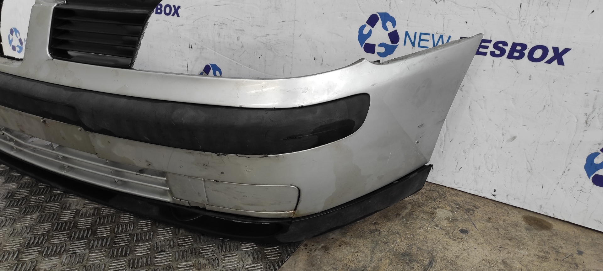 PARAGOLPES DELANTERO SEAT CORDOBA BERLINA (6K2) - vista 6