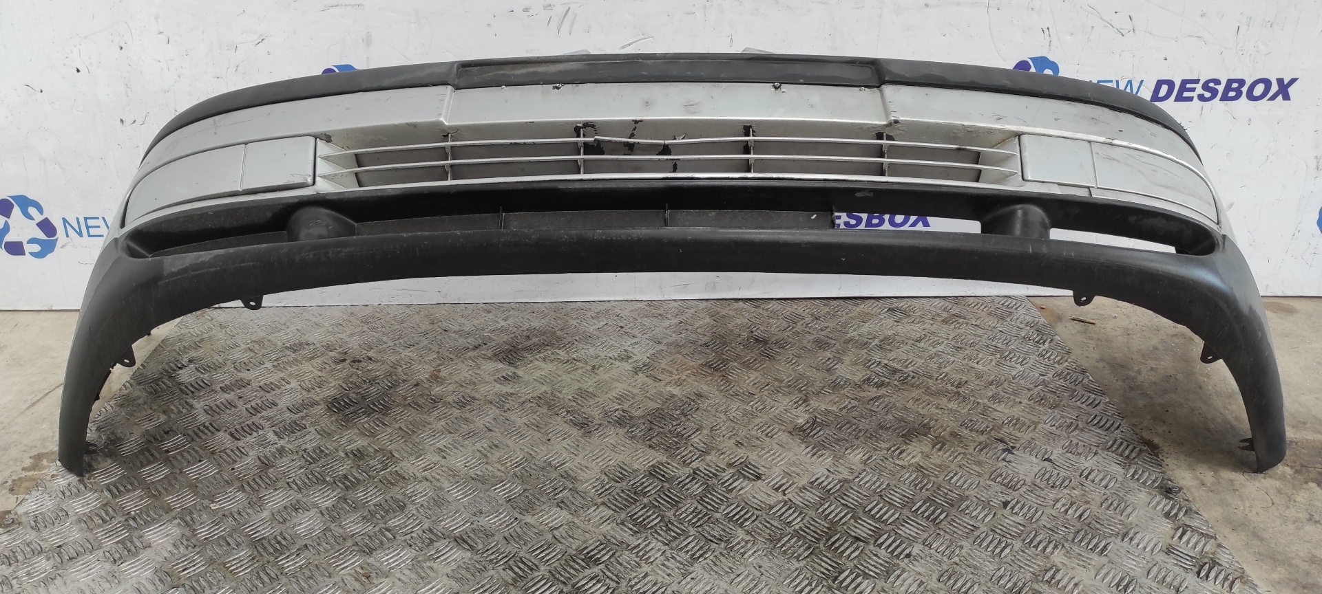 PARAGOLPES DELANTERO SEAT CORDOBA BERLINA (6K2) - vista 2