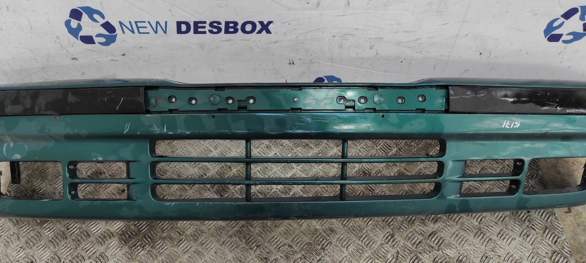 PARAGOLPES DELANTERO BMW SERIE 3 BERLINA (E36) - vista 4