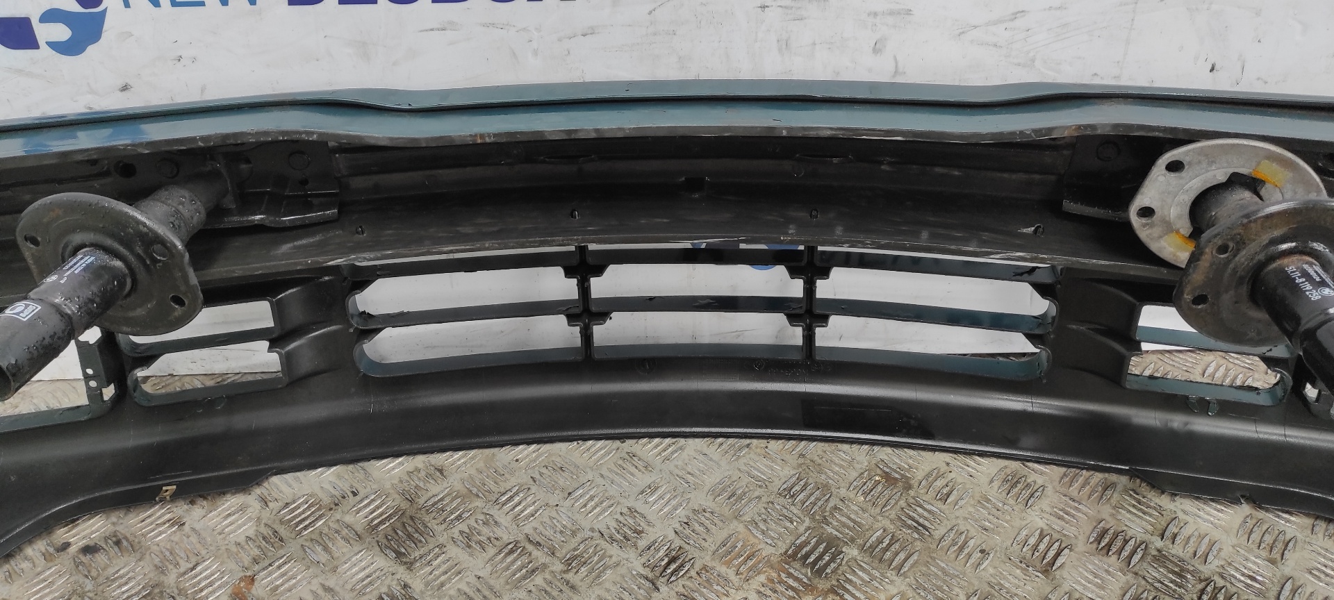 PARAGOLPES DELANTERO BMW SERIE 3 BERLINA (E36) - vista 9