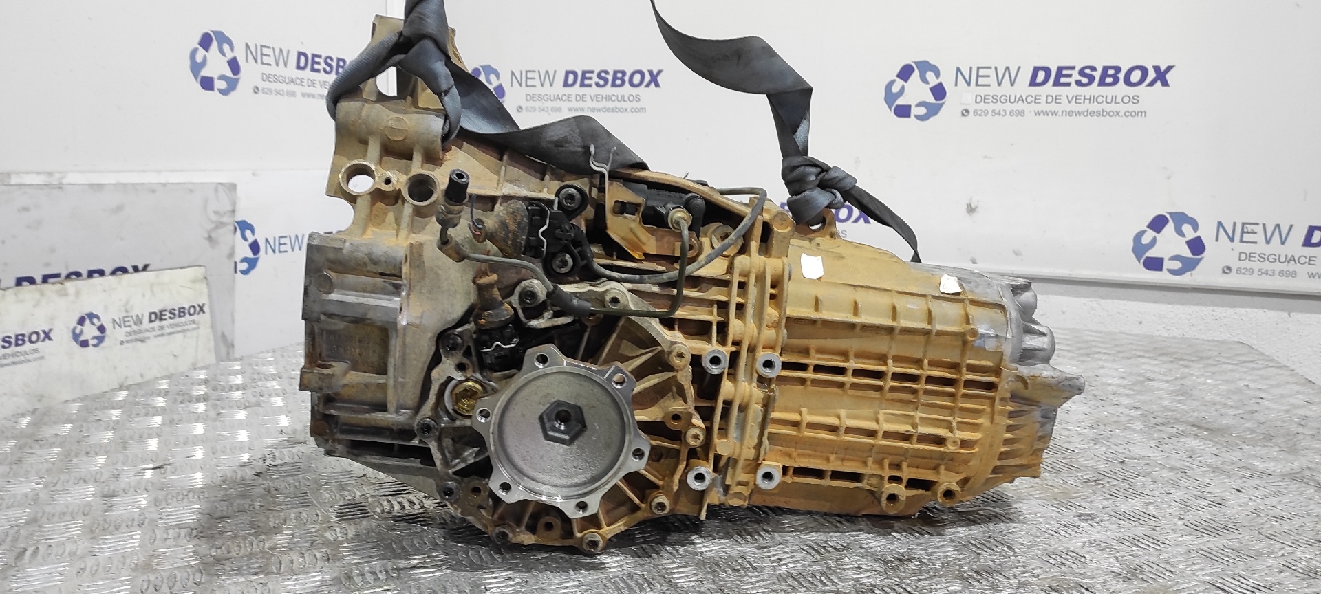 CAJA CAMBIOS VOLKSWAGEN PASSAT BERLINA (3B3) - vista 5