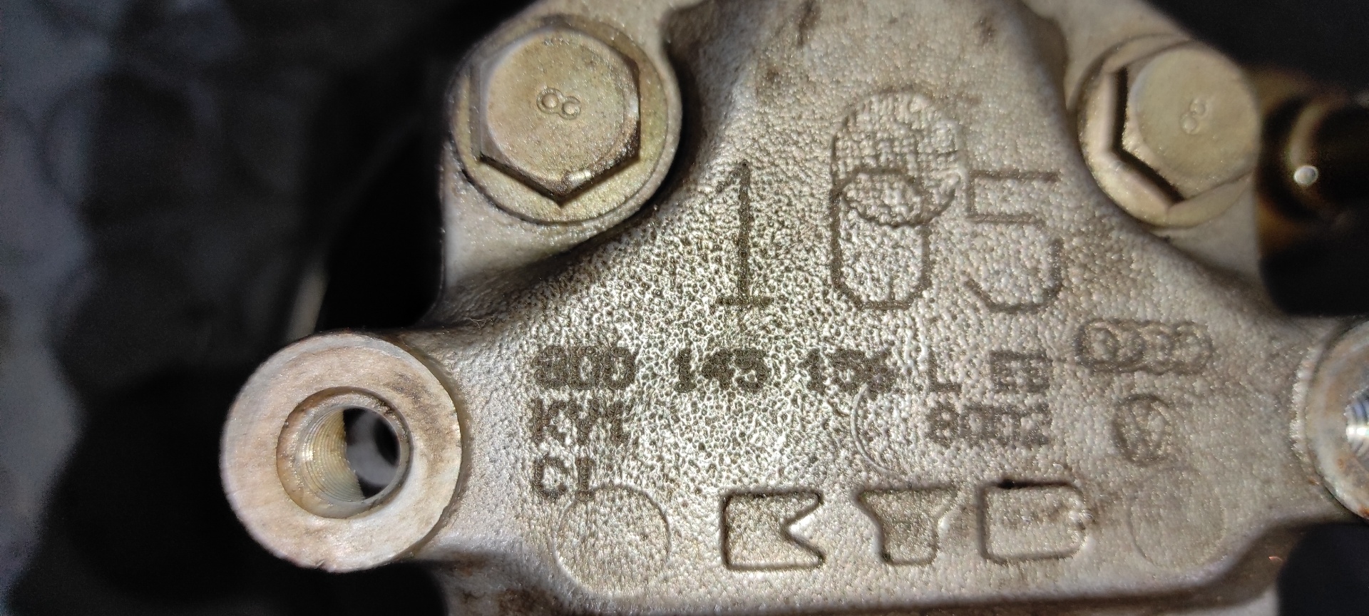 BOMBA DIRECCION VOLKSWAGEN PASSAT BERLINA (3B3) - vista 3